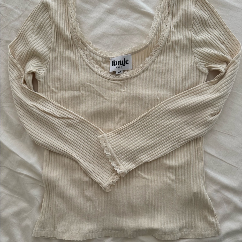 NWOT Rouge Gio Top